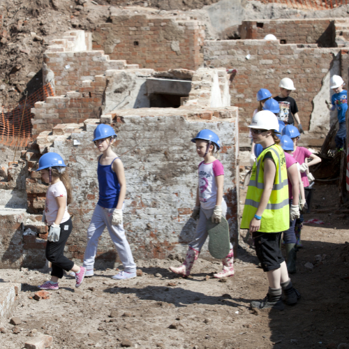 Kids at a archaeological site
