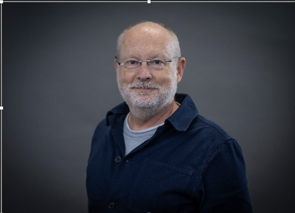 Portrait Photograph of Mr Lindesay Dawe