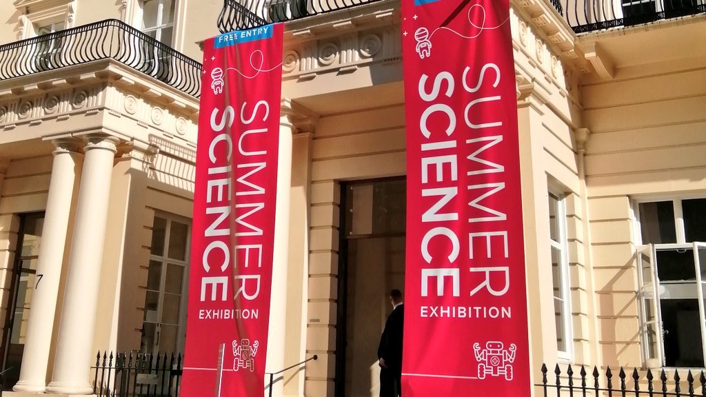 Bioselfies at the Royal Society Summer Science Exhibition MICROBIhOME